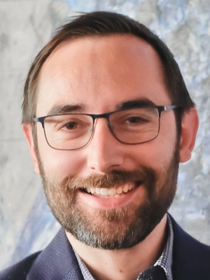 Dr.  Borja Pérez-Viana Martinez
